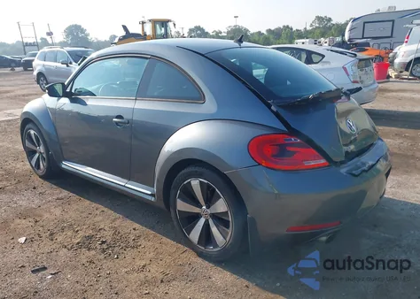 2012 Volkswagen Beetle 2.0T Turbo из США, поврежденный, VIN 3VW467AT2CM642705